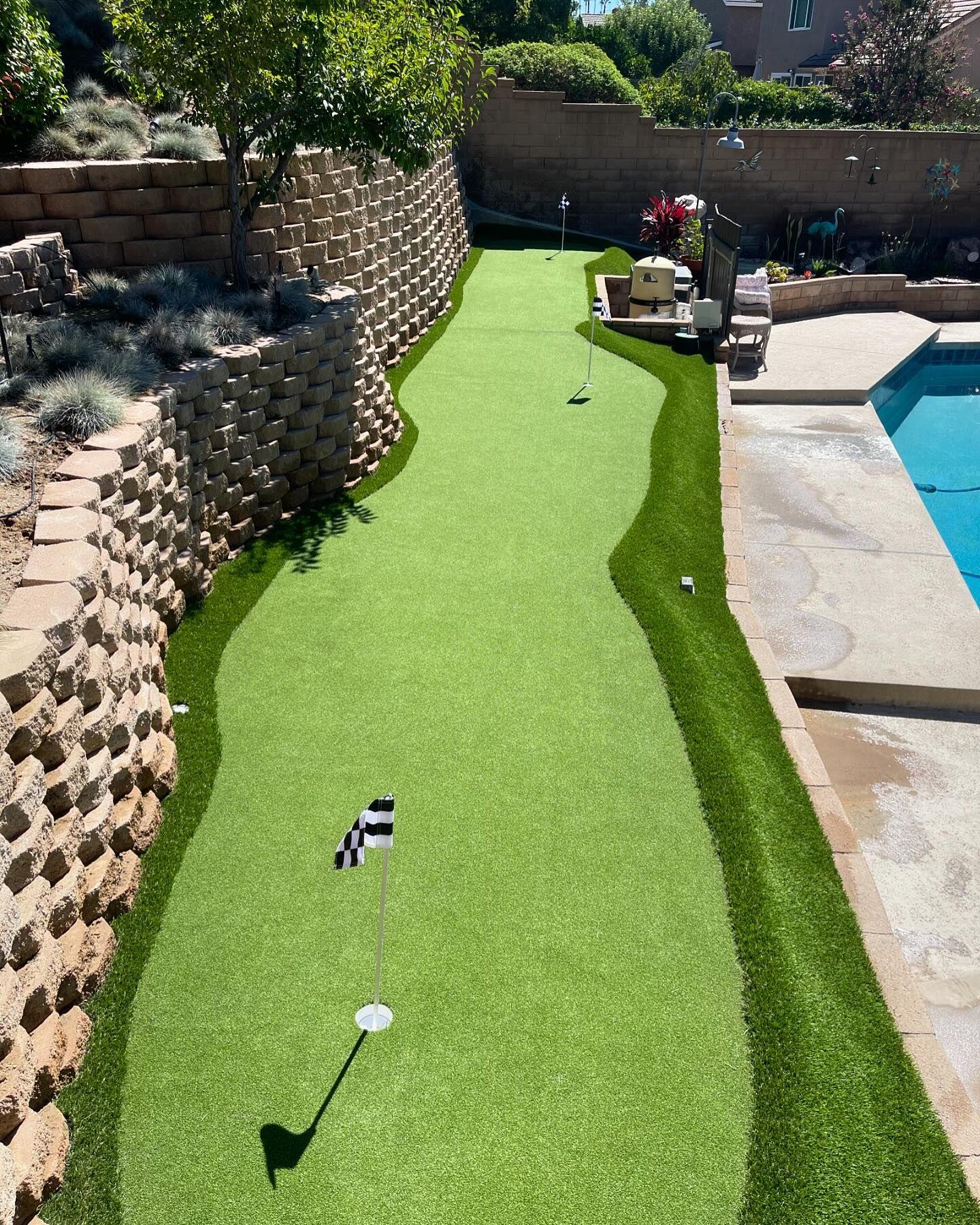 Custom Putting Green, Oak Hills Fringe and Links Putt Putting Green, Yorba Linda Pine Pro Pool SIde Turf Installation La Quinta CA.